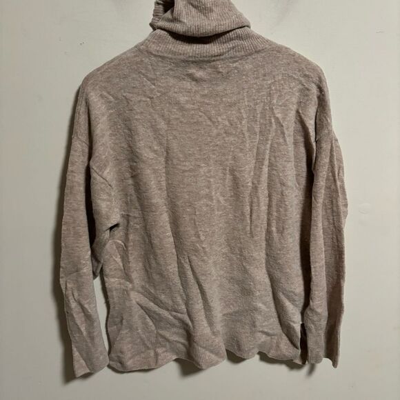 MNG by mango Perkins 100% Wool Turtleneck Slit Sweater Oversized- Size Medium - Picture 4 of 9